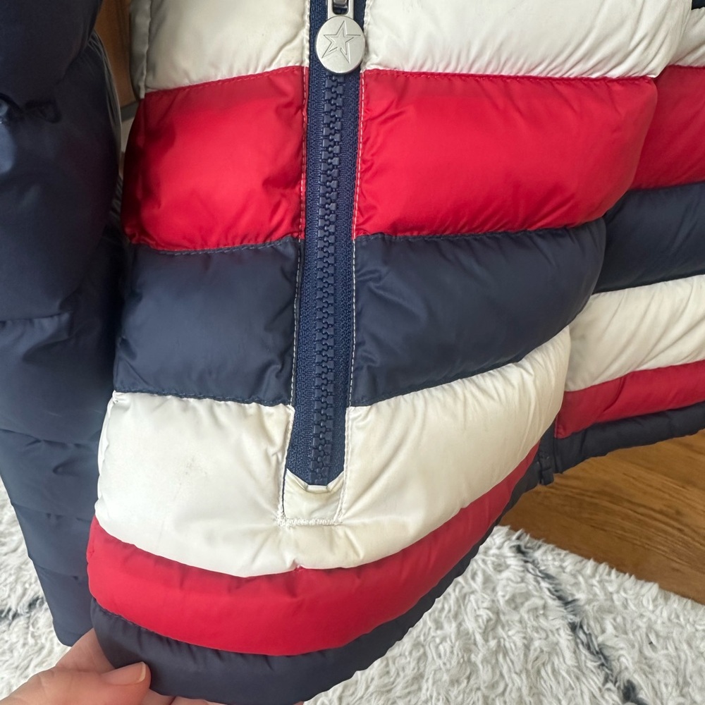Perfect moment ski jacket, warm and comfy. - Picture 8 of 8